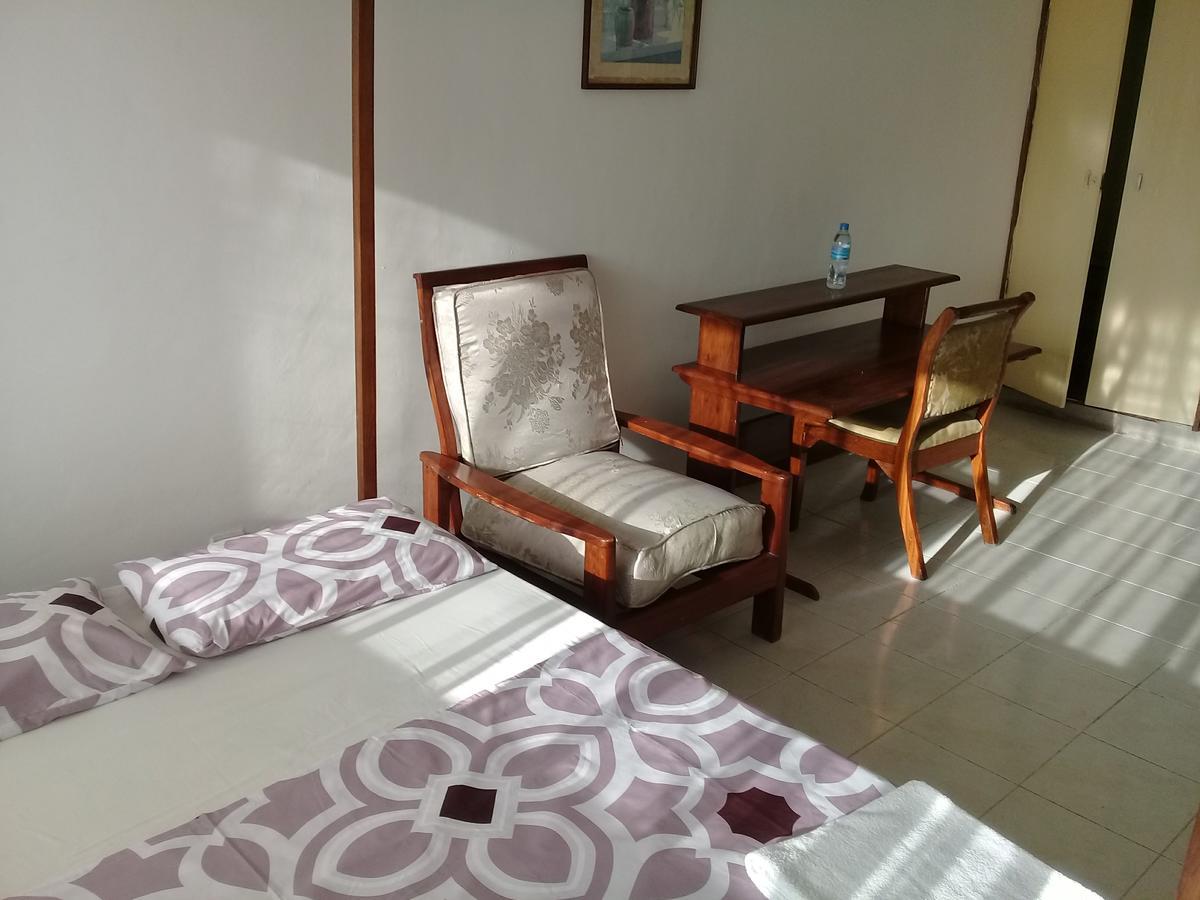 Sokoine Aparthotel - Life House Building Dar es Salaam Buitenkant foto