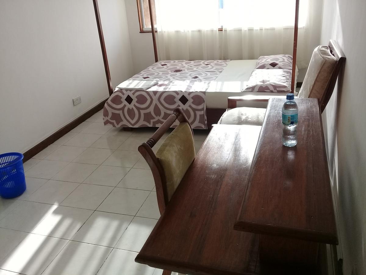 Sokoine Aparthotel - Life House Building Dar es Salaam Buitenkant foto