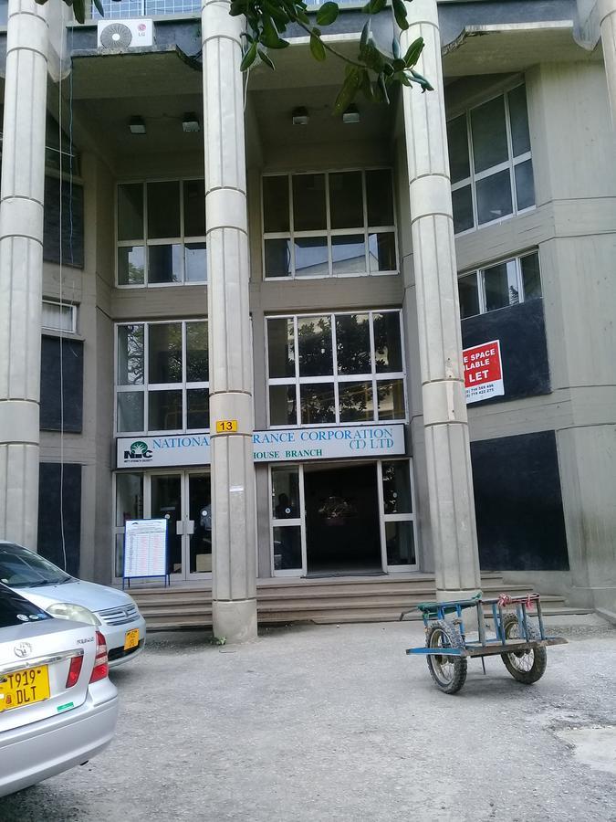 Sokoine Aparthotel - Life House Building Dar es Salaam Buitenkant foto